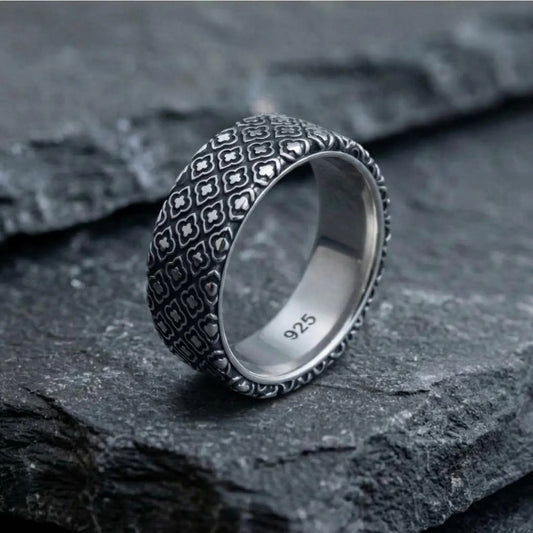 Vintage Byzantine Pattern Band Ring
