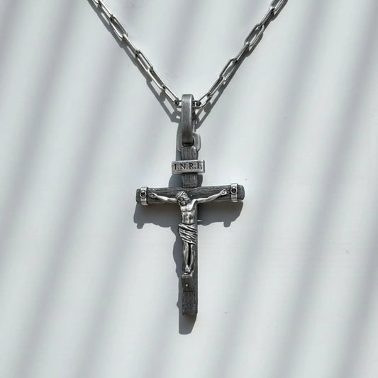 Handcrafted INRI Jesus Christ crucifix necklace for men made of 925 sterling silver, featuring a bold Christian cross pendant with oxidized finish and detailed religious symbolism