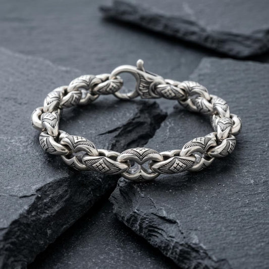 The Sovereign Chain Bracelet
