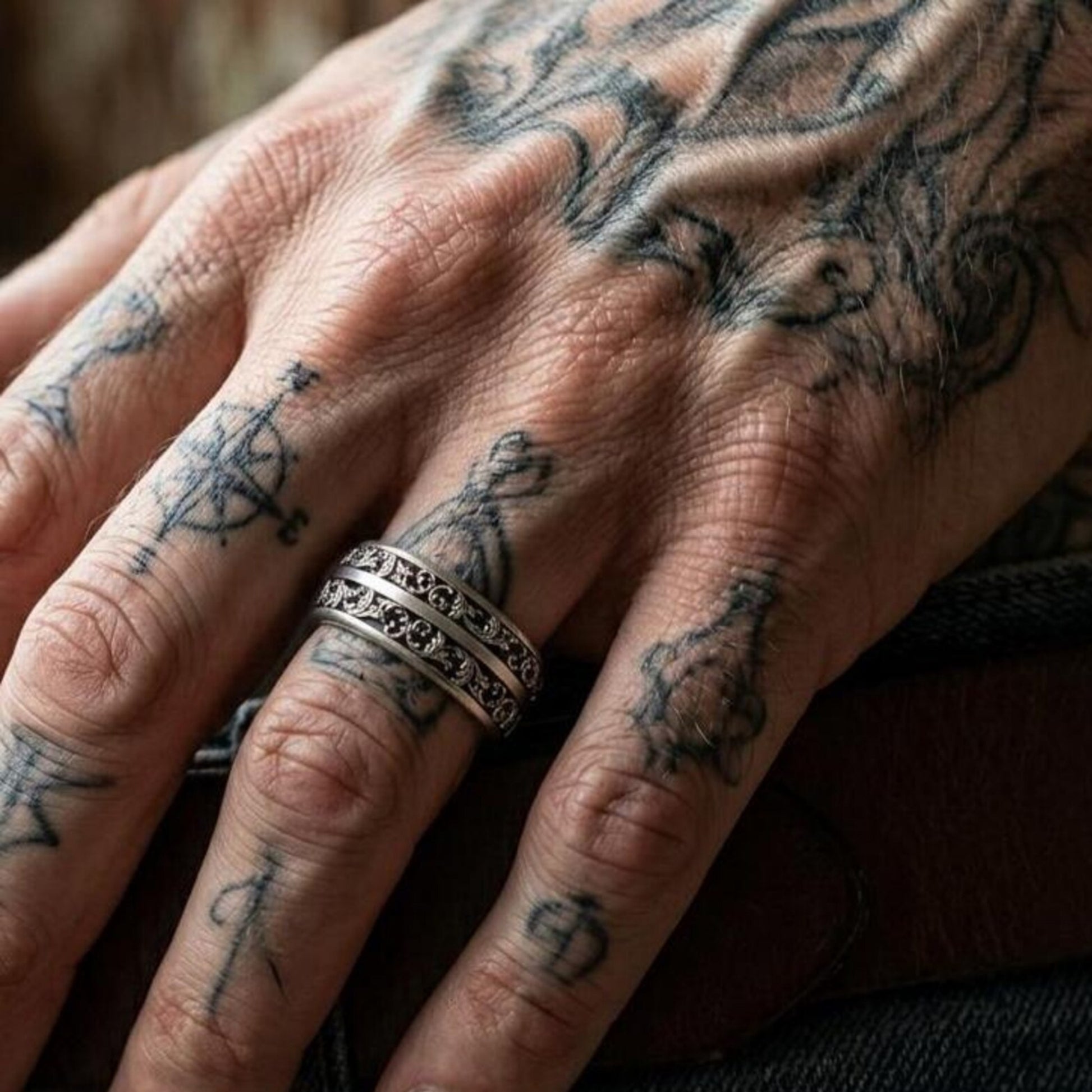Vintage-Inspired Sterling Silver Ring crafted with elegant Baroque scroll engravings, oxidized detailing, and artisan craftsmanship inspired by historic European jewelry.