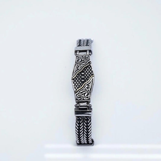 Handmade 925 sterling silver woven chain bracelet for men with oxidized detailing and unique craftsmanship. This bold silver accessory combines traditional weaving techniques with modern design, making it a timeless jewelry piece. Perfect as a gift for him, ideal for anniversaries, birthdays, or everyday wear for men who love elegant yet strong accessories.