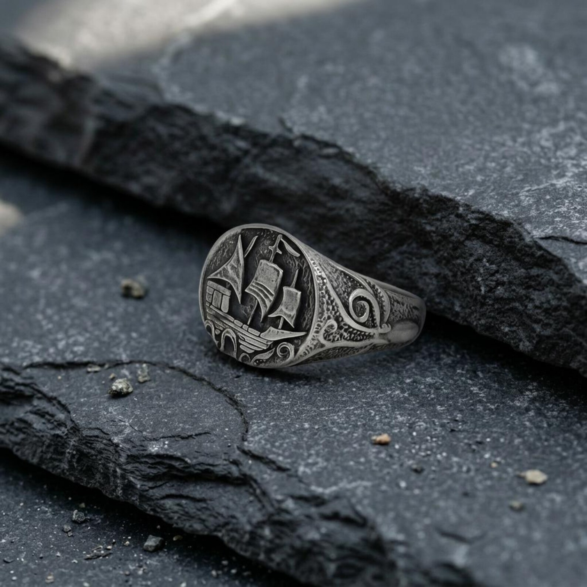 Nautical Kraken signet ring for men sterling silver vintage sea monster jewelry bold masculine ring
handmade ocean inspired jewelry for sailors adventure lovers and explorers