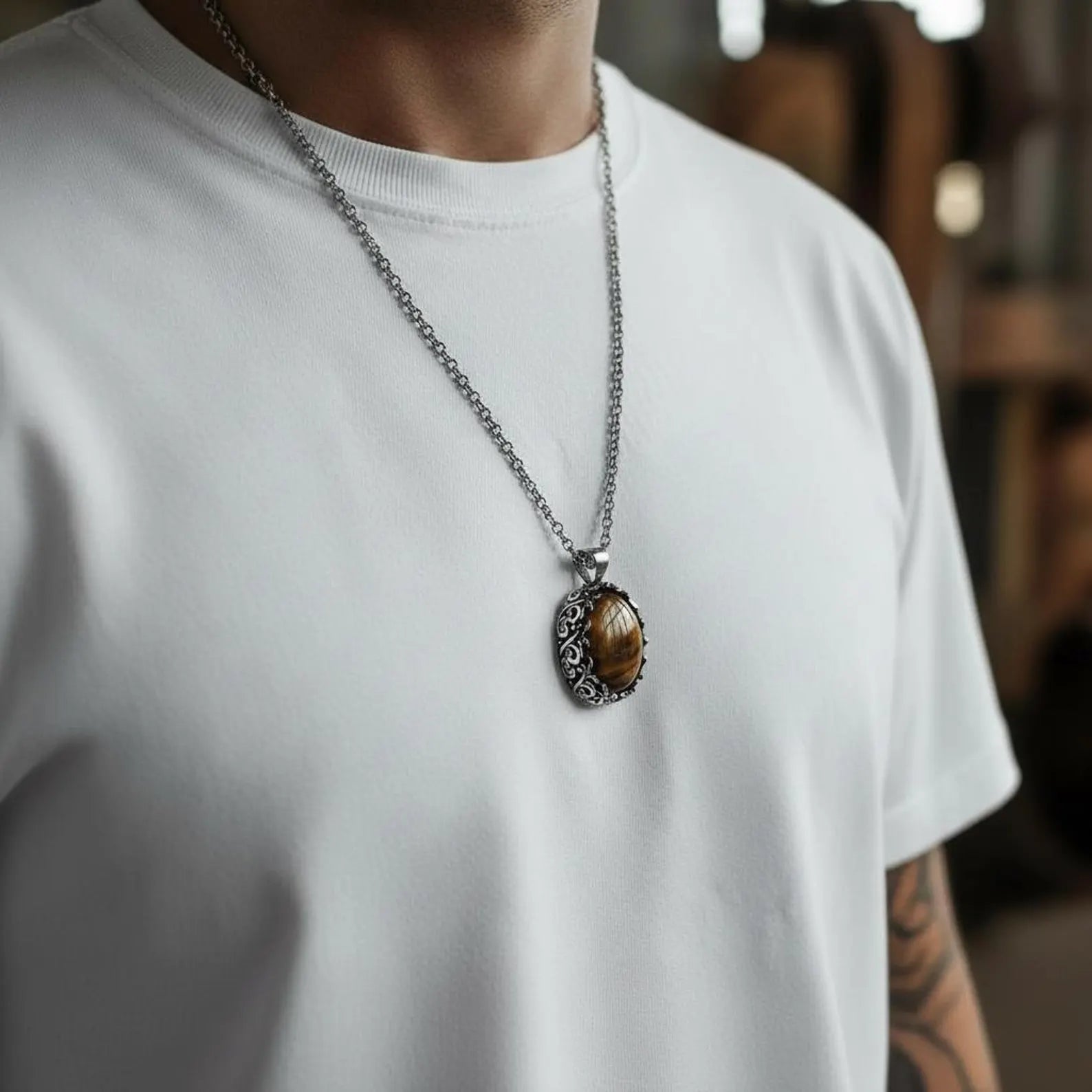 Premium sterling silver Tiger’s Eye necklace for men and women showcasing a genuine tiger’s eye gemstone known for its protective and grounding properties. The handcrafted baroque leaf design and 23g weight create a bold, stylish statement ideal for special occasions or meaningful personalized gifts.