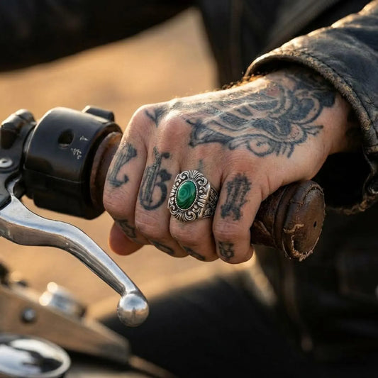 Guns & Roses Malachite Ring