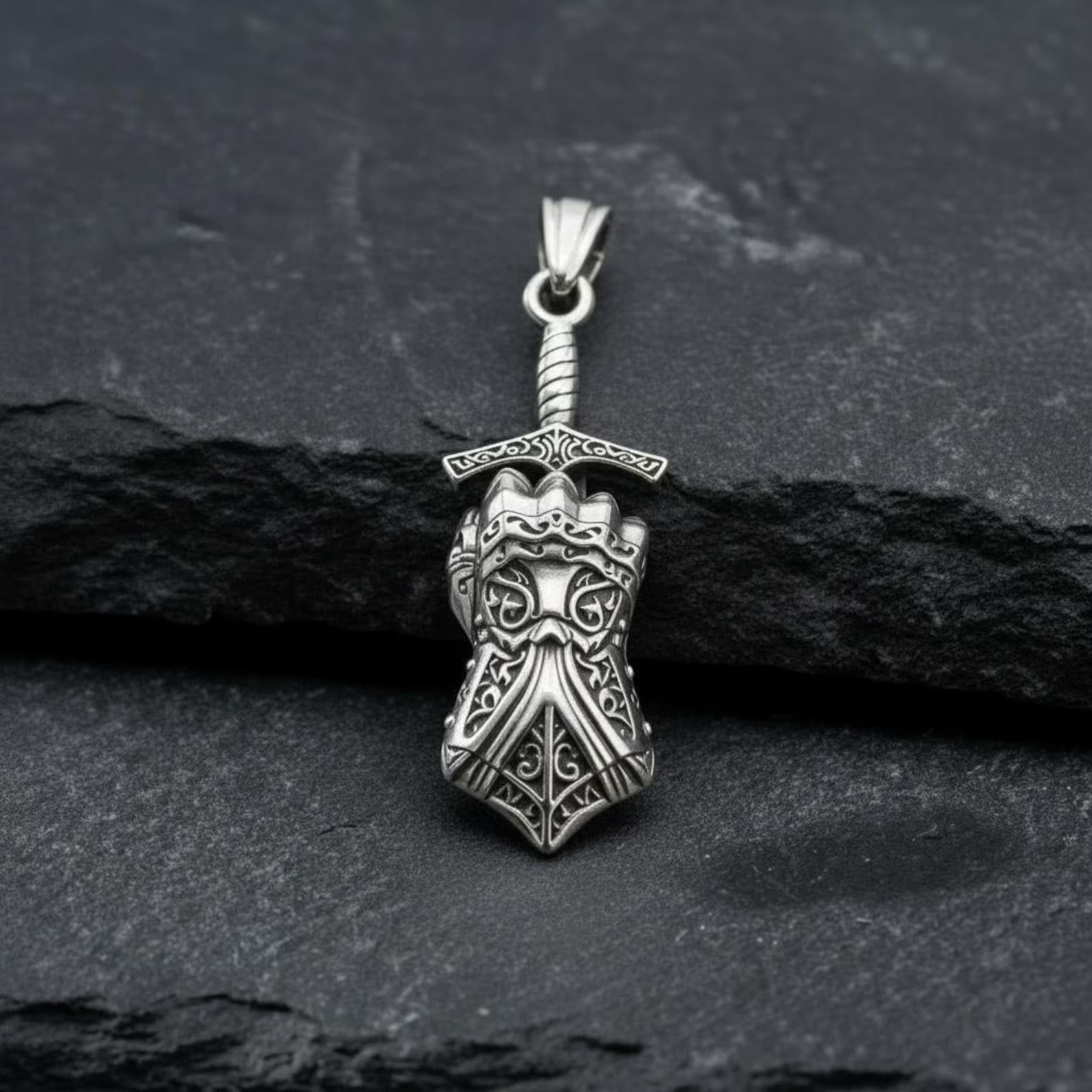 Handcrafted medieval knight glove pendant made of solid 925 sterling silver, featuring detailed gauntlet design symbolizing protection, strength, and chivalry, unique statement jewelry for men