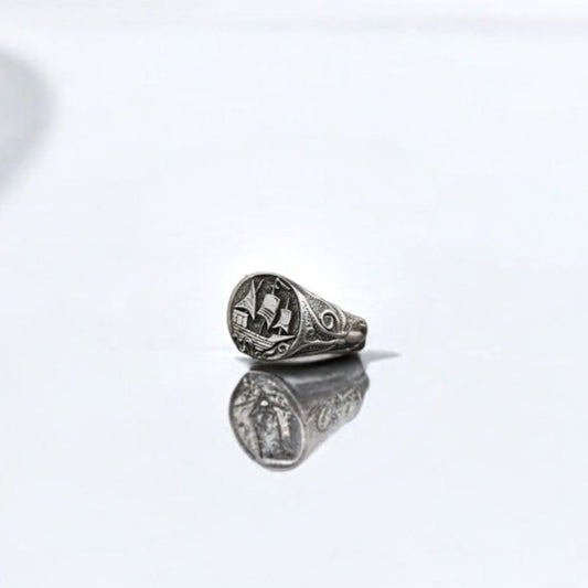 Ocean-Inspired Silver Kraken Ring - Nautical Sailor Jewelry