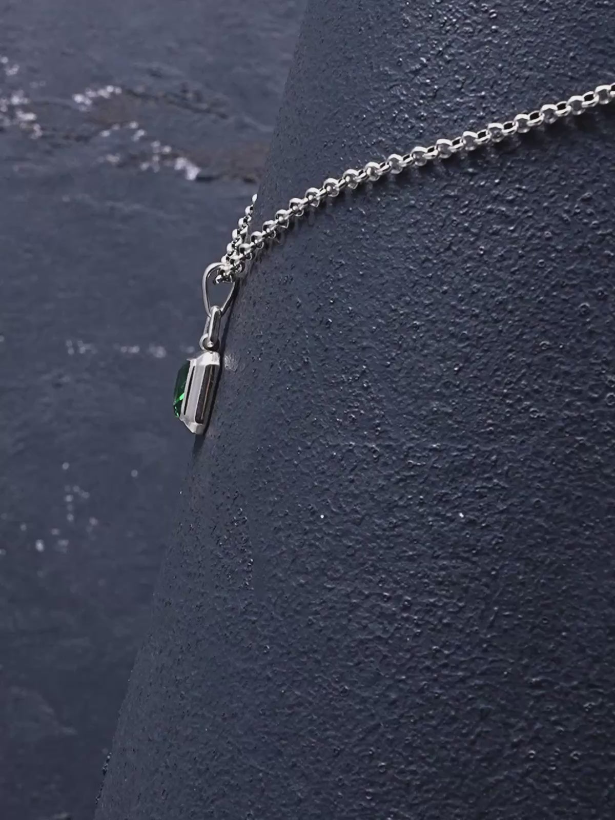 Emerald-Cut Emerald Necklace