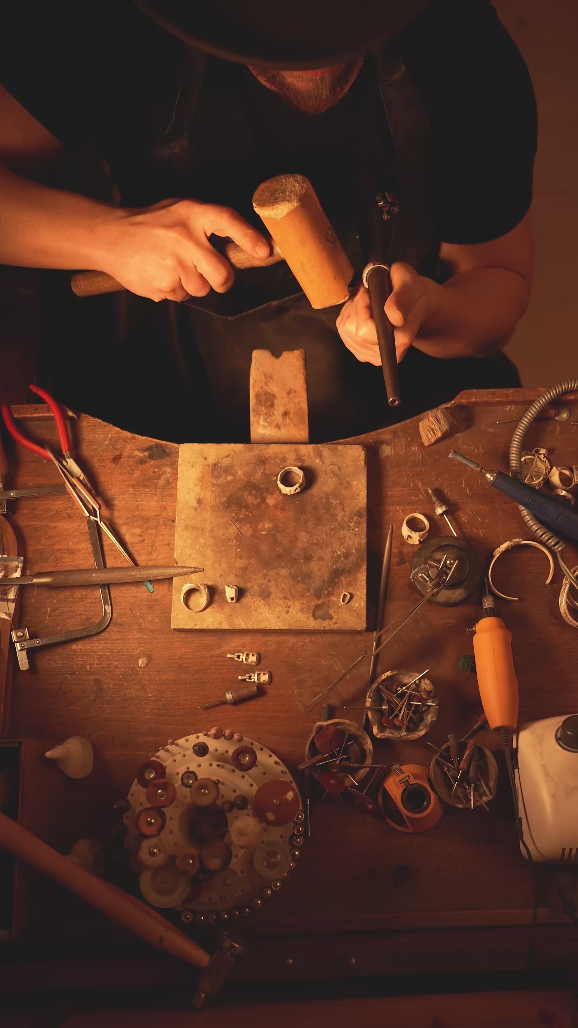 Vita Brevis Skull Ring